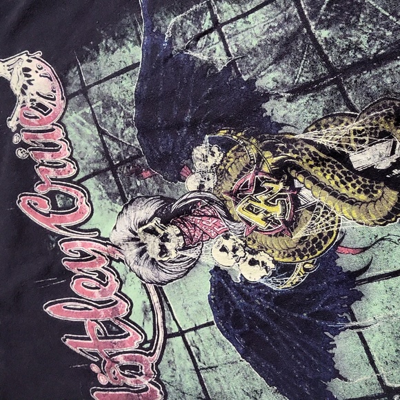 Vintage Motley Crüe Dr Feelgood Tee - Picture 2 of 5